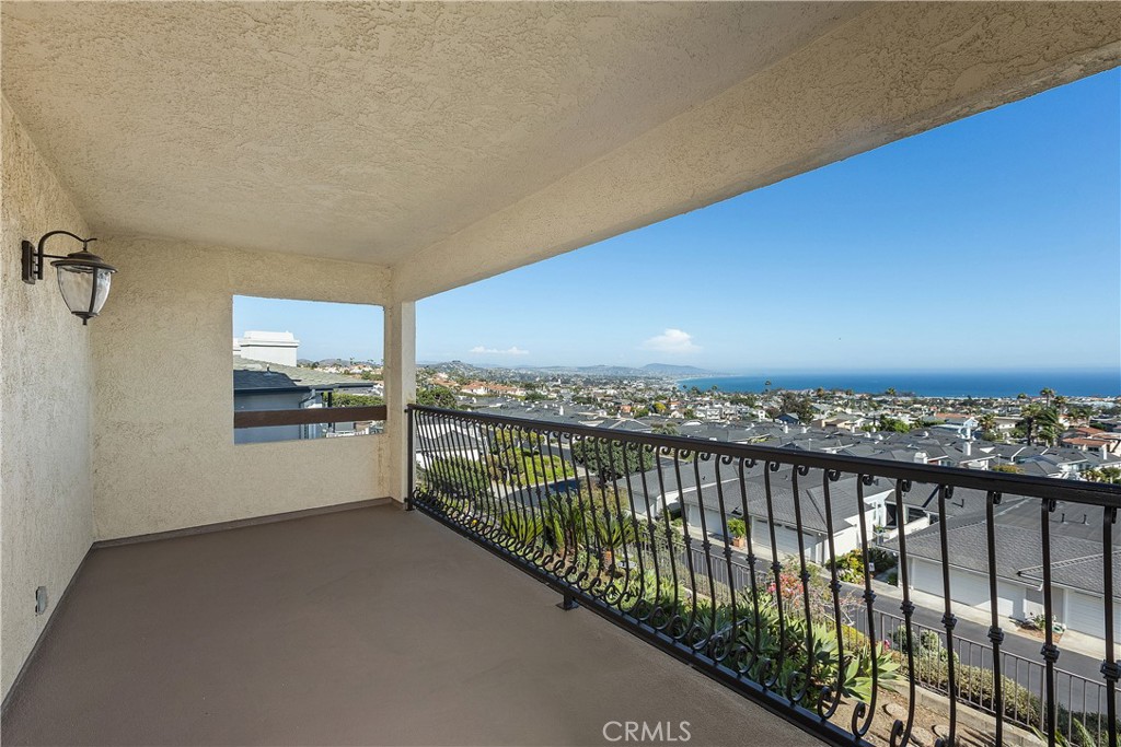 Lower Level Primary Suite Balcony - 24512 Alta Vista Dr B, Dana Point CA 92629 - photo 13