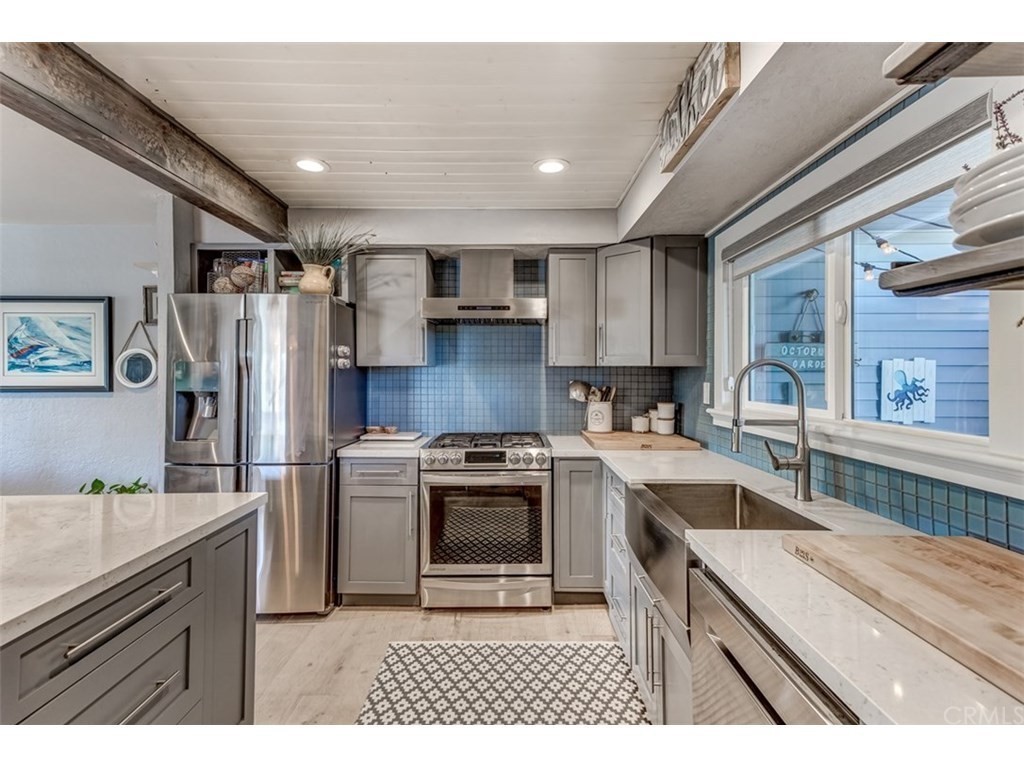 24561 D Harbor View Drive 13, Dana Point CA 92629 - photo 8