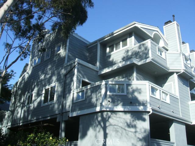 End unit Penthouse Townhouse with three outdoor patios - 24582 Del Prado 213, Dana Point CA 92629 - photo 1