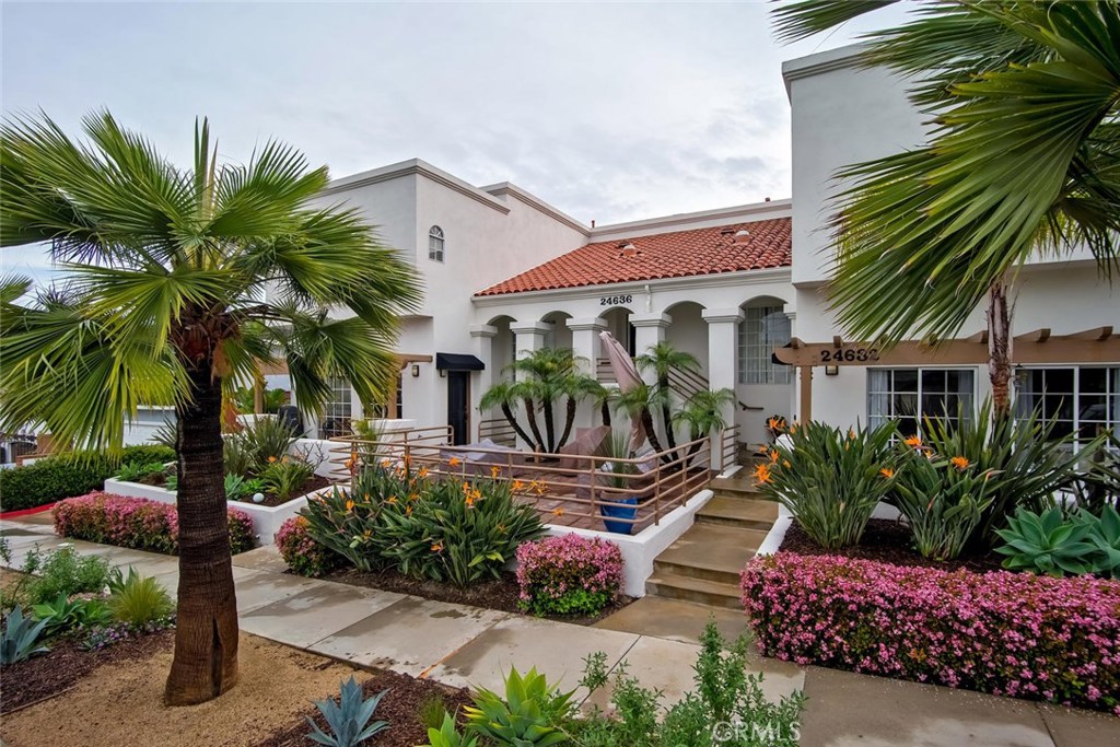 24636 La Cresta Drive 102, Dana Point CA 92629 - photo 1