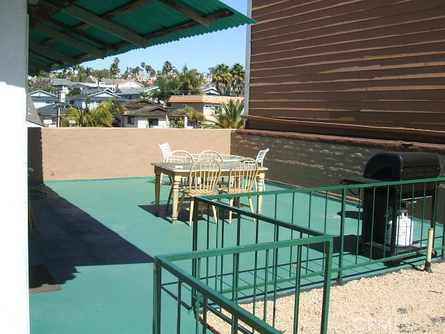 Huge outdoor sun deck for BBQing - 24671 La Plaza 5, Dana Point CA 92629 - photo 1
