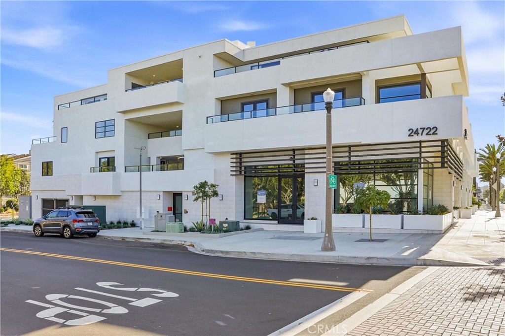 24722 Del Prado 201, Dana Point CA 92629 - photo 2