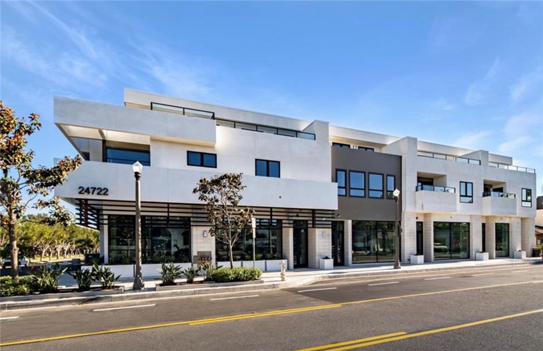 24722 Del Prado 404, Dana Point CA 92629 - photo 3