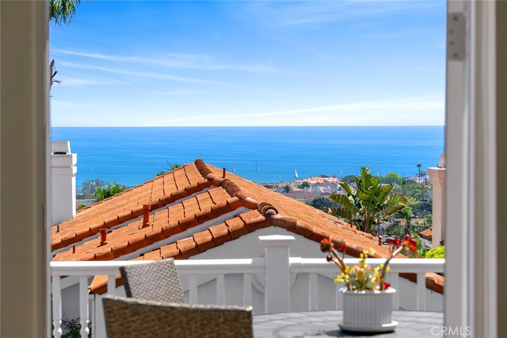 Full on ocean views from the living, dining, kitchen, master bedroom and secondary bedroom. Gated community this close t - 24846 Dana Point Drive, Dana Point CA 92629 - photo 1