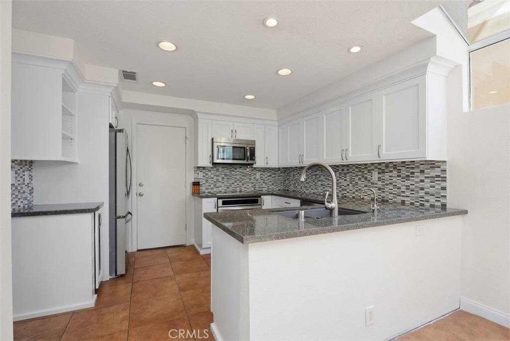 24971 Beachwalk, Dana Point CA 92629 - photo 9