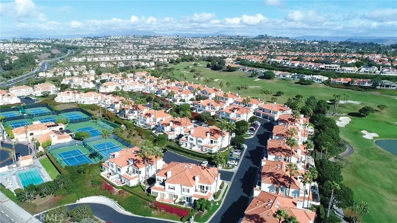 25 Centre Court 90, Dana Point