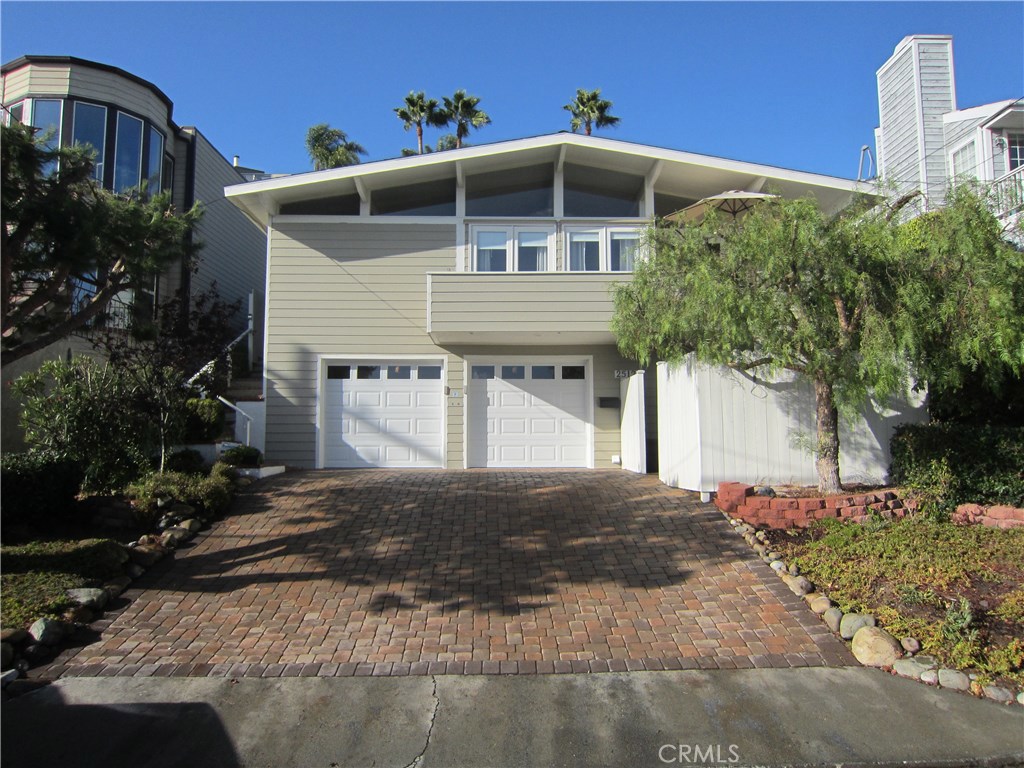 Front View of Home and Driveway from La Cresta Dr - 25121 LA CRESTA Drive, Dana Point CA 92629 - photo 1