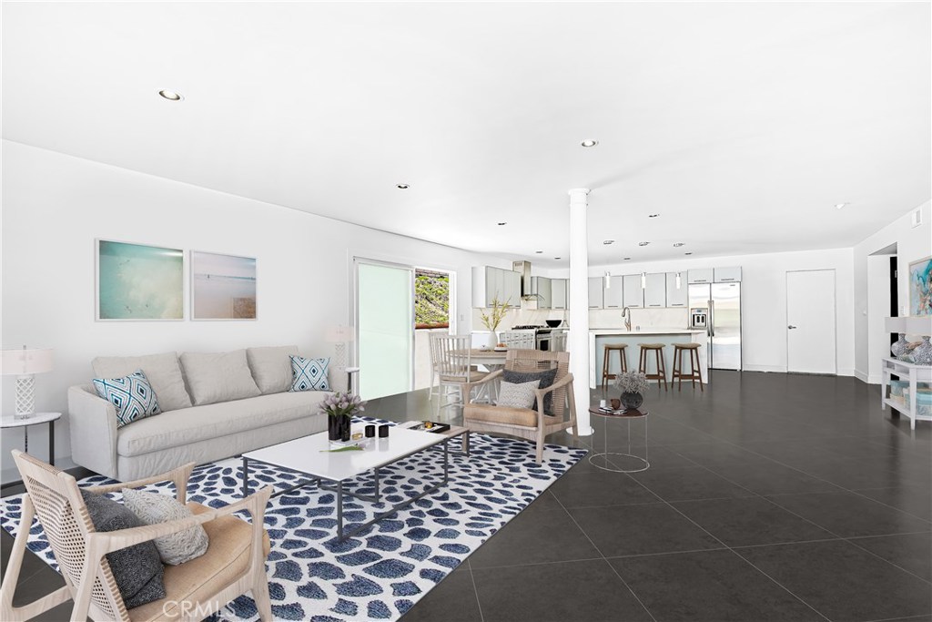 Virtually staged. With more of a beach look the room has a softer feel. - 25276 Brigantine Drive, Dana Point CA 92629 - photo 1