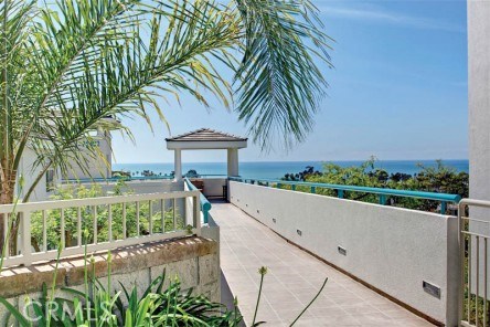 25422 Sea Bluffs Drive 105, Dana Point CA 92629 - photo 1