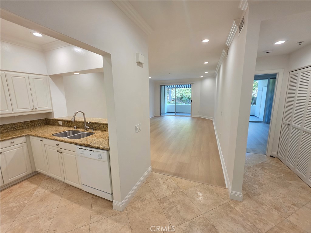 25432 Sea Bluffs 102, Dana Point CA 92629 - photo 5