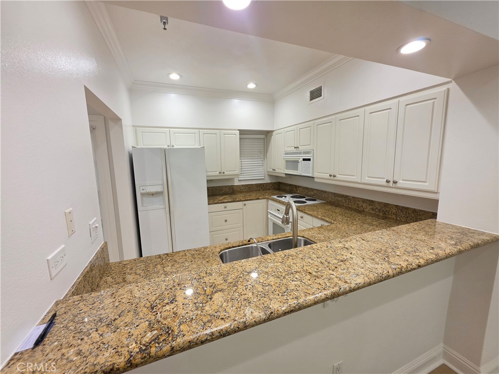25432 Sea Bluffs 102, Dana Point CA 92629 - photo 7