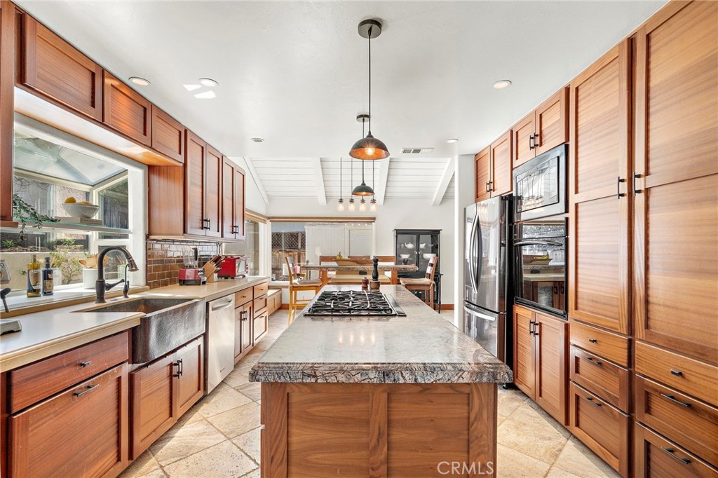 25532 Leeward Drive, Dana Point CA 92629 - photo 13
