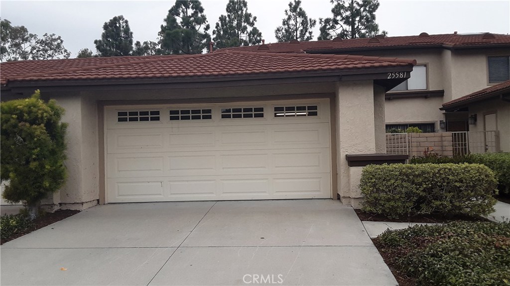 2 story Seaside Villa. Walk to Doheny Beach. - 25581 Breezewood Street 3, Dana Point CA 92629 - photo 1
