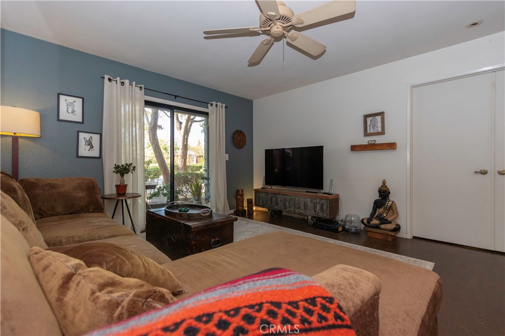 Spacious Living Room - 25611 Quail Run 117, Dana Point CA 92629 - photo 1
