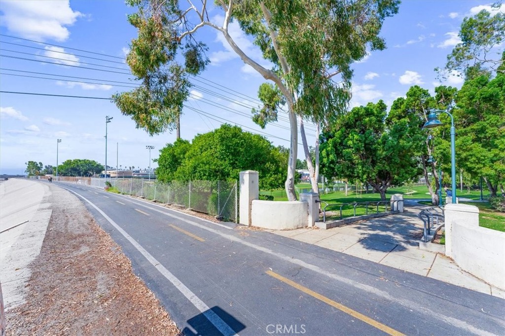 Walk to the beach in minutes along this path which is adjacent to the condo. - 25611 Quail Run 32, Dana Point CA 92629 - photo 24
