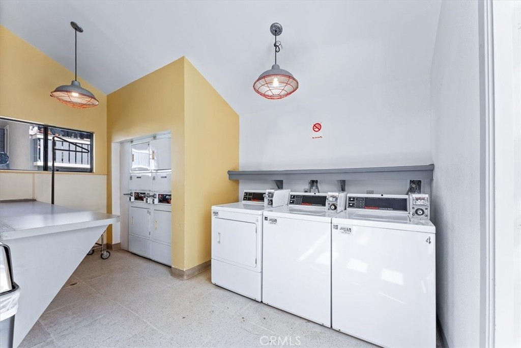 Community Laundry Room - 25611 Quail Run 32, Dana Point CA 92629 - photo 33