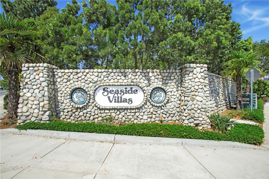Community Entrance - 25625 Bridgewater, Dana Point CA 92629 - photo 27