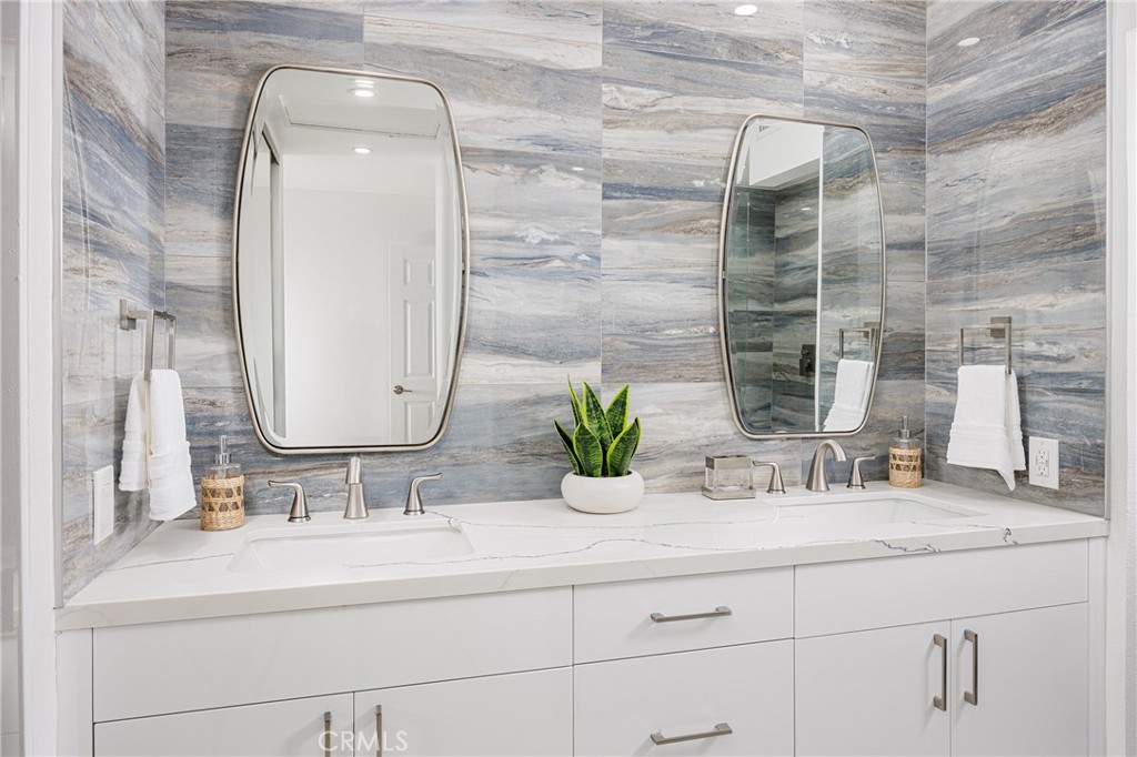 Double Sink Primary Bathroom - 25656 Fishermans Drive 221, Dana Point CA 92629 - photo 16