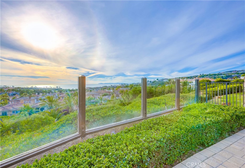 26 Corniche Drive D, Dana Point CA 92629 - photo 4