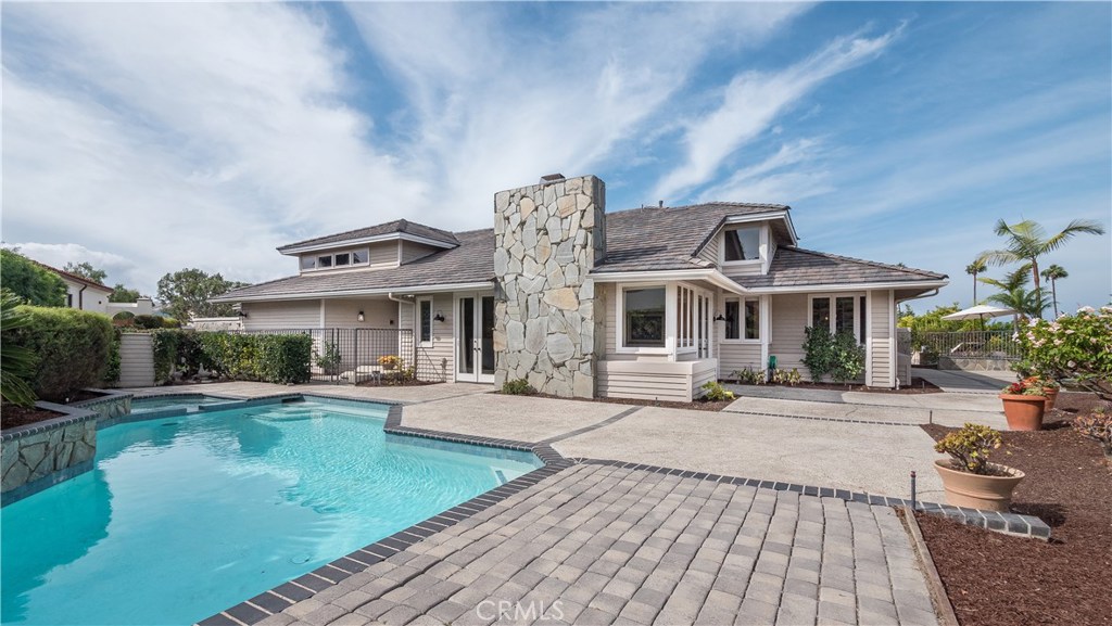 26 Los Monteros Drive, Dana Point CA 92629 - photo 1