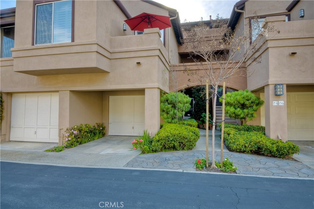 26 SUNBRIDGE Place, Dana Point CA 92629 - photo 1