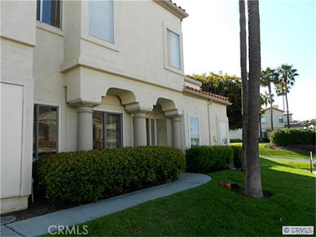 Beautiful curb appeal on a corner lot with a large greenbelt - 26 Wimbledon Court, Dana Point CA 92629 - photo 1