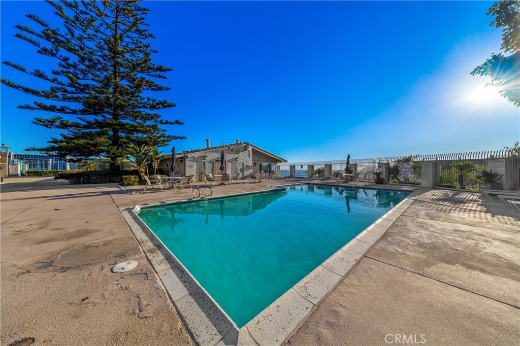 The community amenities are steps away - 26046 View Point E, Dana Point CA 92624 - photo 31