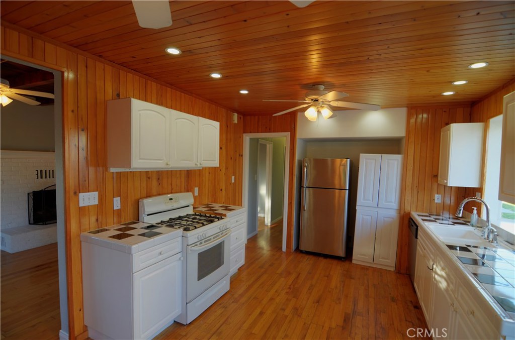 26342 Via California, Dana Point CA 92624 - photo 1