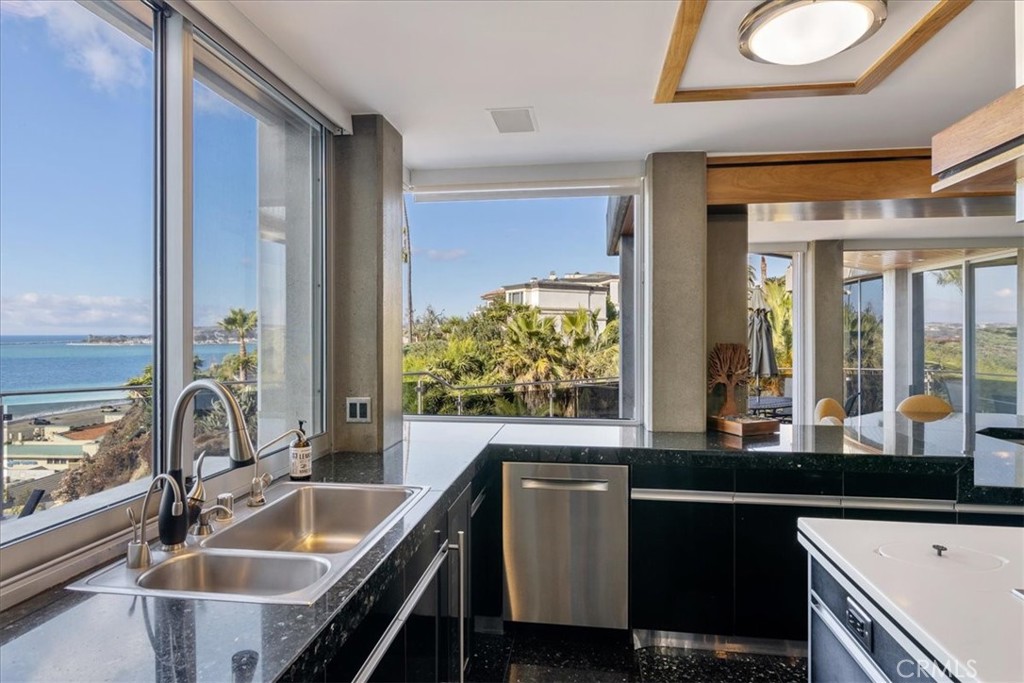 26411 Palisades Drive, Dana Point CA 92624 - photo 22