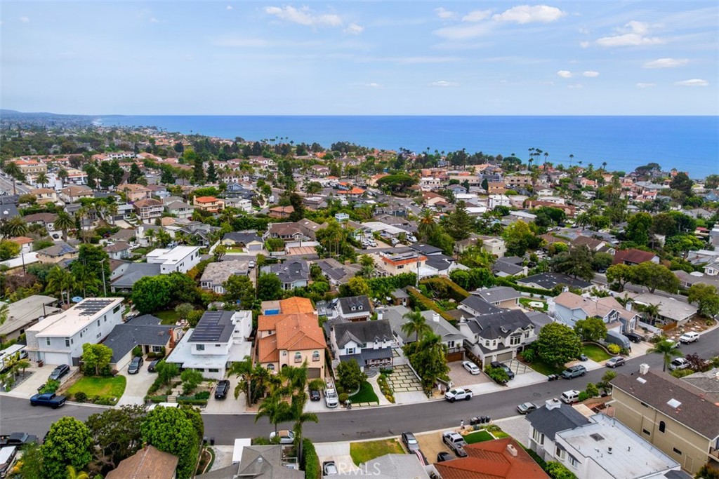 Close to San Clemente Downtown and pier. - 26882 Calle Real, Dana Point CA 92624 - photo 51