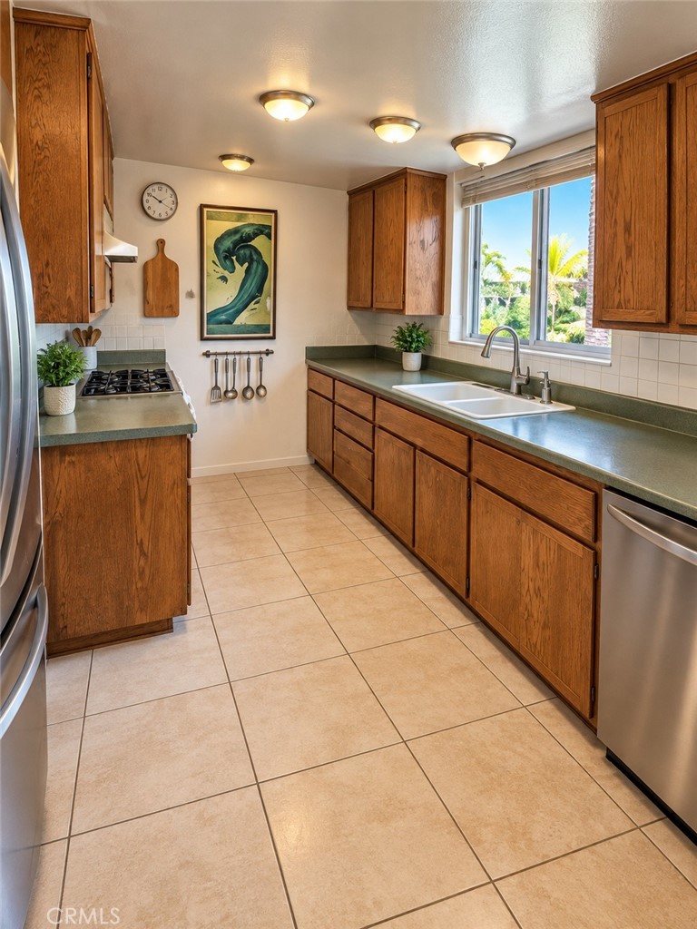 What the kitchen unit 2 could look like. AI enhanced - 26905 Avenida Las Palmas, Dana Point CA 92624 - photo 18