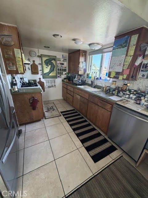 Kitchen unit 2 floors and windows have been redone newer applicances - 26905 Avenida Las Palmas, Dana Point CA 92624 - photo 19
