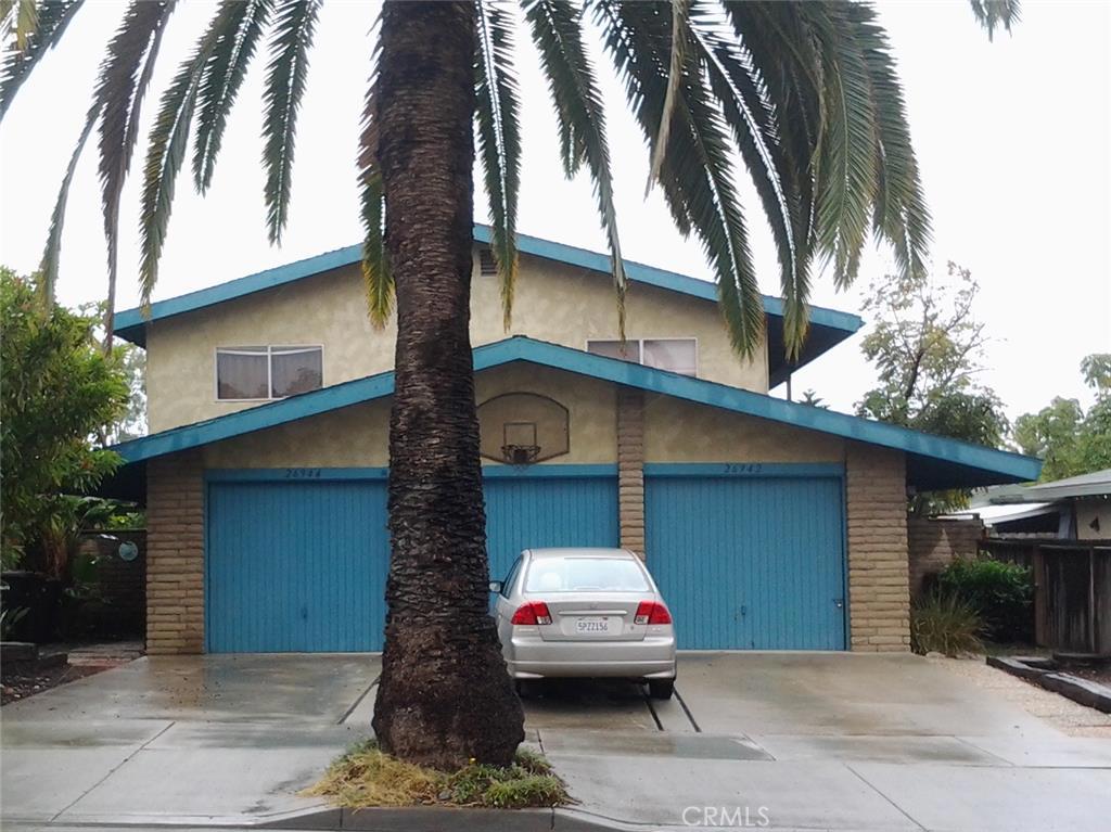 One car garage is on the left. Garage has automatic garage door opener. - 26944 Avenida Las Palmas, Dana Point CA 92624 - photo 1