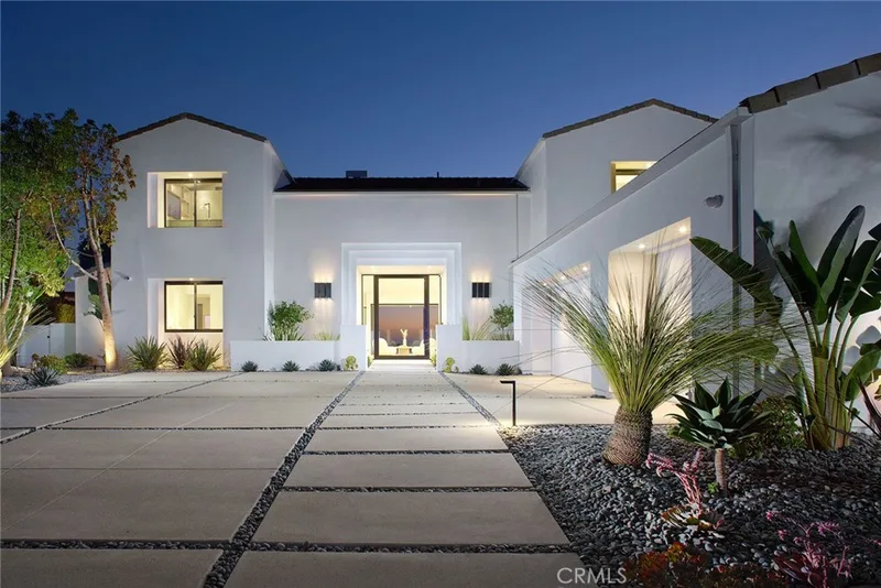 27 Gavina, Dana Point, CA 92629