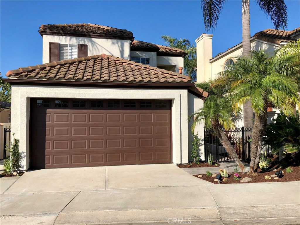 WAIT! DON'T STOP HERE!! Welcome into this Beautiful and fresh, Newly remodeled masterpiece. - 27 Reina, Dana Point CA 92629 - photo 1