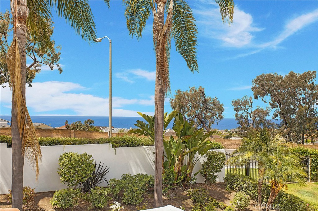 End of cul-de-sac with ocean views. - 27 Tirremia Drive, Dana Point CA 92629 - photo 1