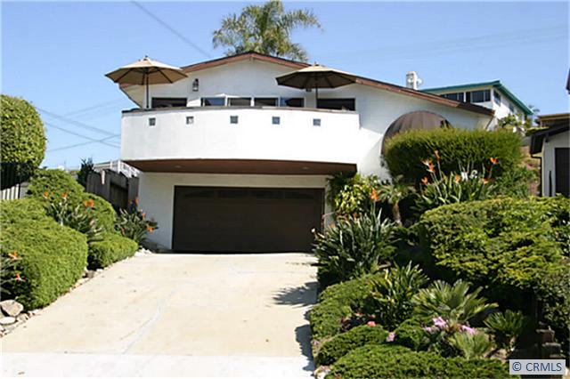 Front of House with Long Driveway - 27001 CALLE JUANITA, Dana Point CA 92624 - photo 1