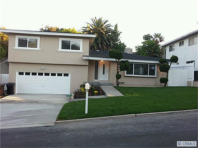 Absolutely gorgeous Capistrano Beach Cottage located in the highly desirable Palisades tract. - 27081 CALLE DOLORES, Dana Point CA 92624 - photo 1