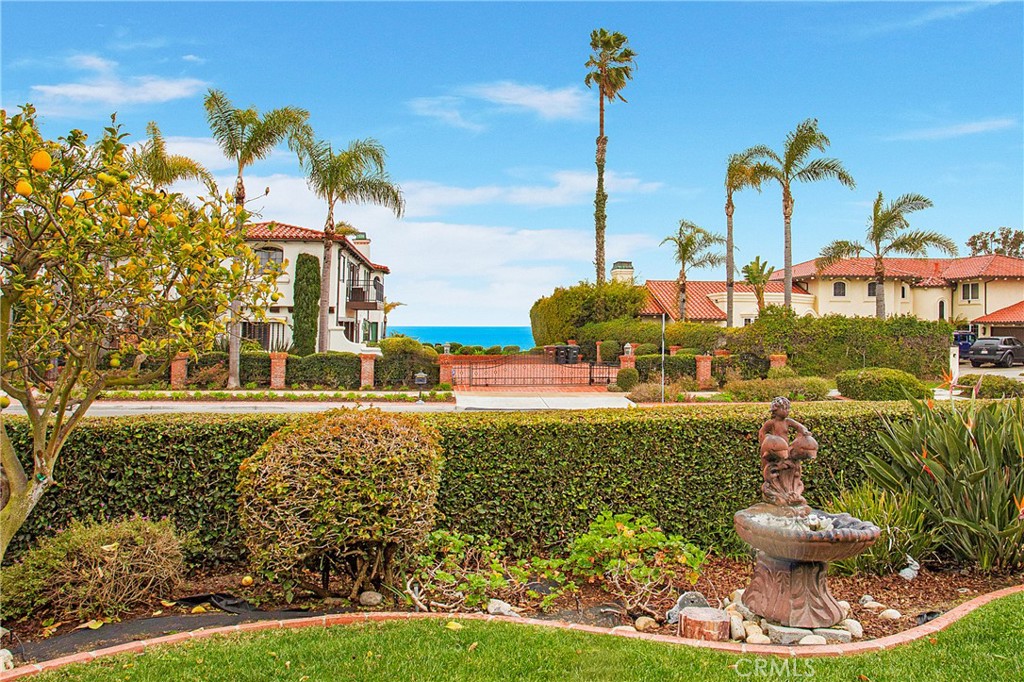27396 Capistrano Bluffs Road, Dana Point CA 92624 - photo 1