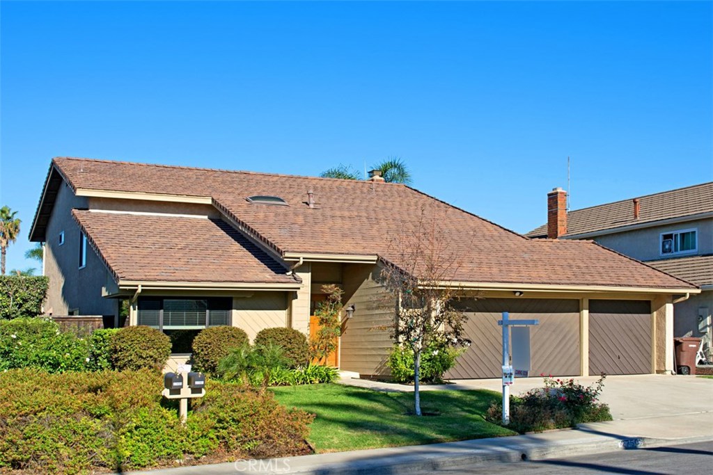 27501 Via Valor, Dana Point CA 92624 - photo 1