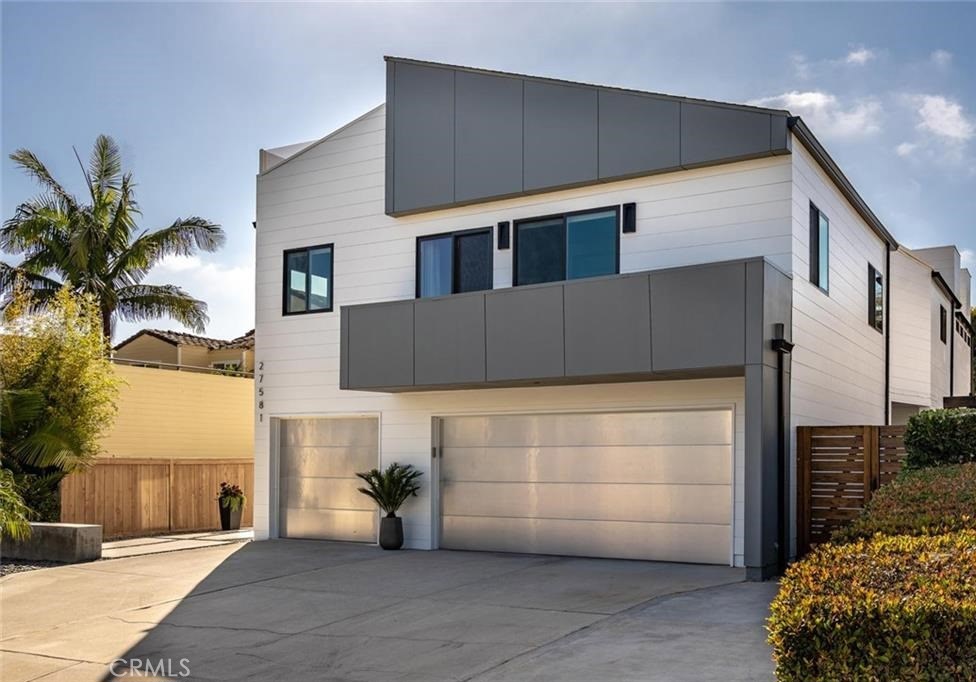 Newly remodeled contemporary style single family home - 27581 Vista De Dons, Dana Point CA 92624 - photo 1
