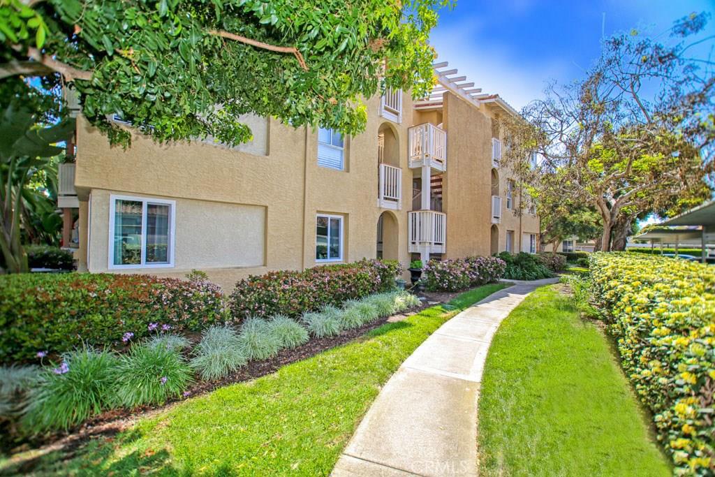 28 Corniche Drive E, Dana Point CA 92629 - photo 10