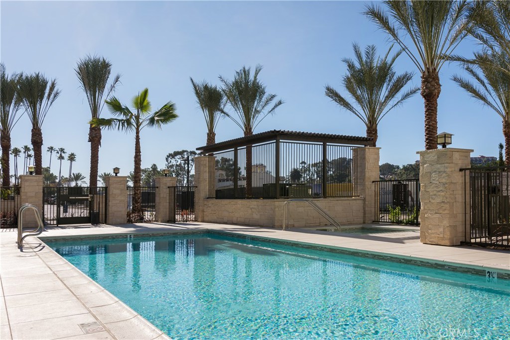 319 Doheny Way 14, Dana Point CA 92629 - photo 1