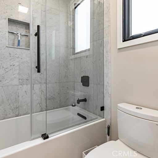 second floor master with full bath & tub - 32 Dauphin, Dana Point CA 92629 - photo 44