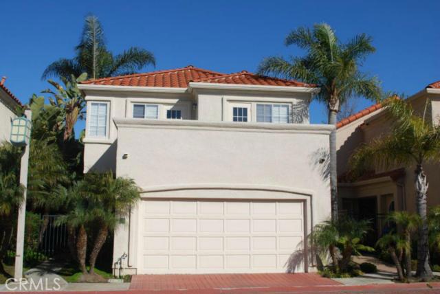 Front of House Left Gate entry to yard - 32 Saint Michael 1, Dana Point CA 92629 - photo 1
