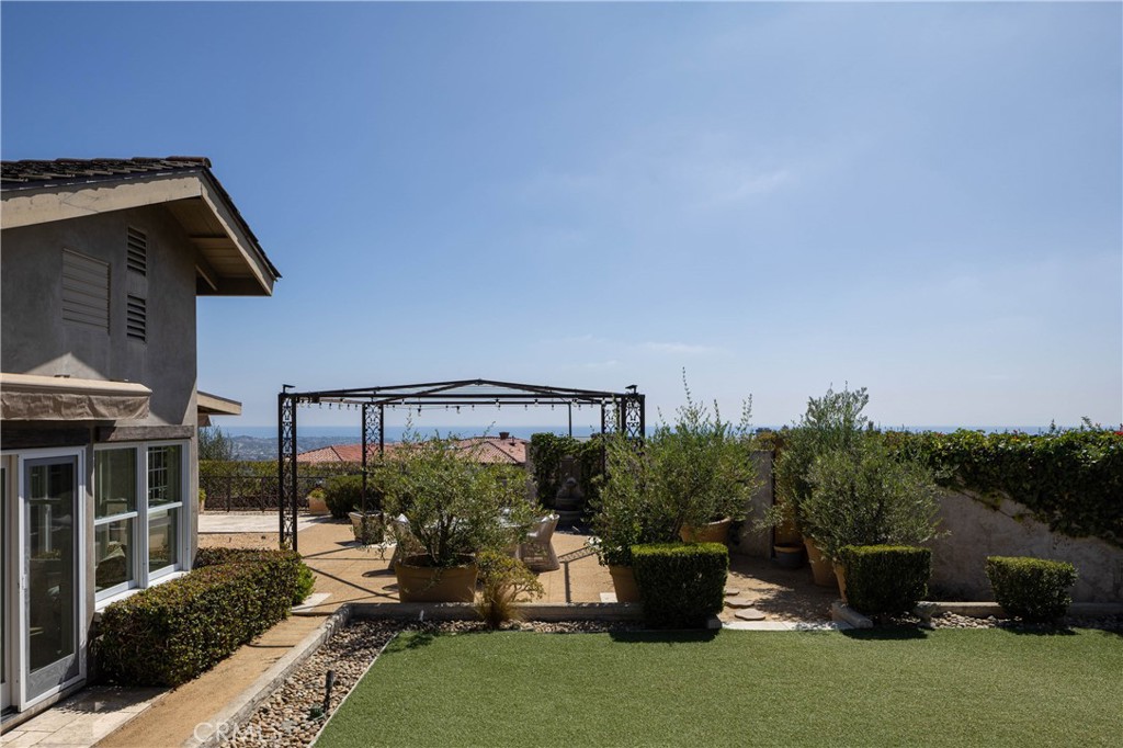 32201 Sea Island, Dana Point CA 92629 - photo 10