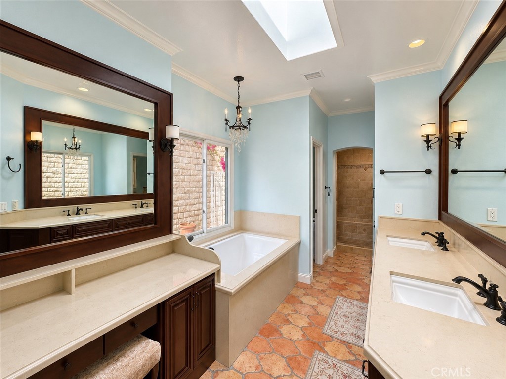 The primary bathroom - 32355 Via Antibes, Dana Point CA 92629 - photo 17