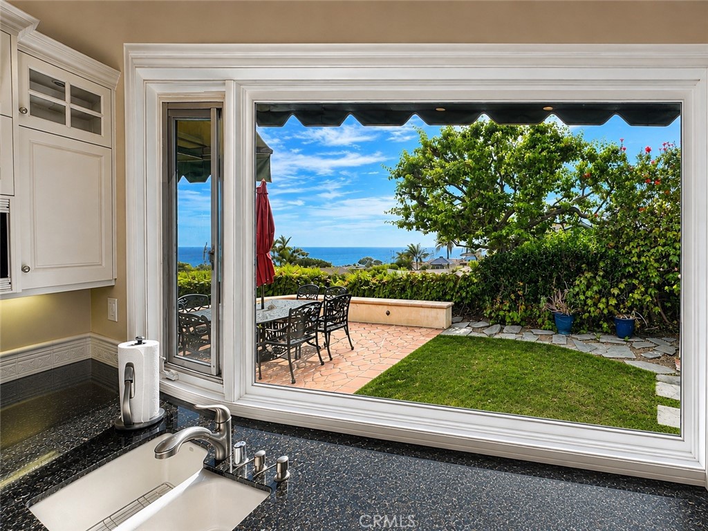 Outdoor ocean view dining - 32355 Via Antibes, Dana Point CA 92629 - photo 37