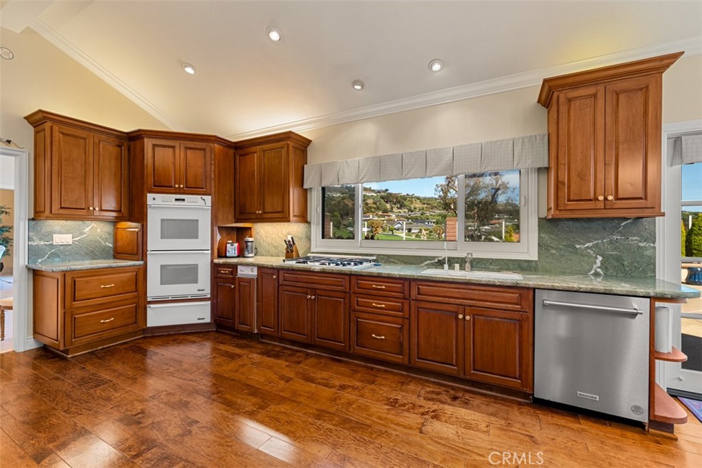 32432 Via Antibes, Dana Point CA 92629 - photo 3