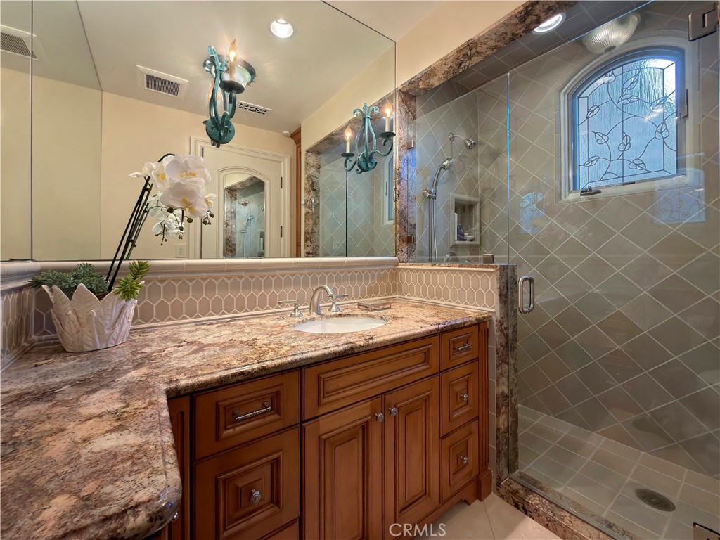 OFFICE/LIBRARY/3RD ENSUITE BEDROOM/BATH - 32572 Balearic, Dana Point CA 92629 - photo 17